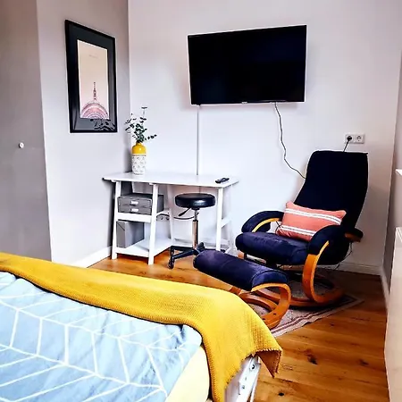 Apartmán Mini-apartment Ruhig Und Verkehrsguenstig In