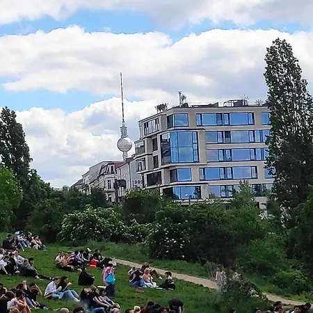 Mini-apartment Ruhig Und Verkehrsguenstig In * ベルリン